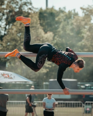 Philipp Eidler, Military-Pentathlon-Athlet, nutzt PANACEO SPORT PURE für vielseitiges Training und Regeneration