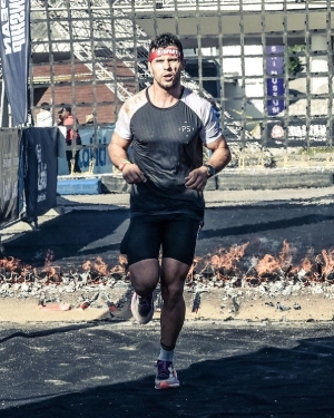 Renato Kuzek, Spartan-Race- und OCR-Athlet, nutzt PANACEO SPORT PURE für Wettkampf und Nährstoffaufnahme